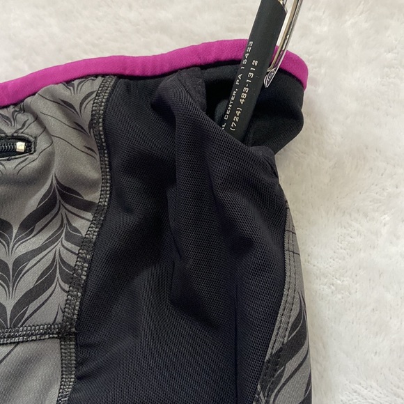 Pearl Izumi Size XL Gray & Black Capri Leggings Purple Trim Back Zip Pocket - Picture 15 of 15